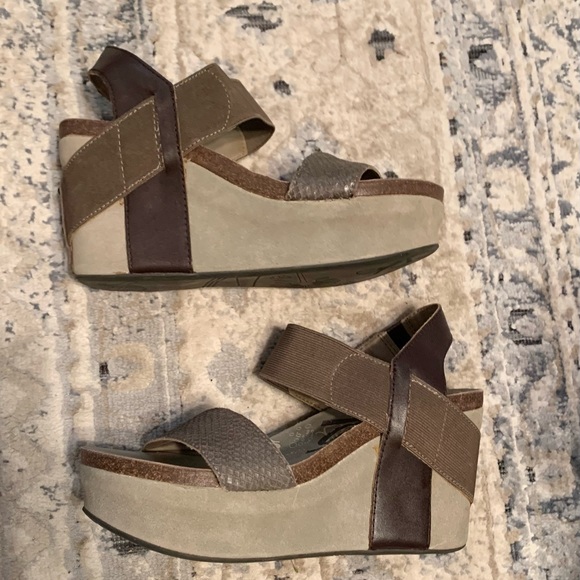 OTBT BRUSHNEL SUEDE Leather wedges shoes women’s size 6 - Picture 6 of 9